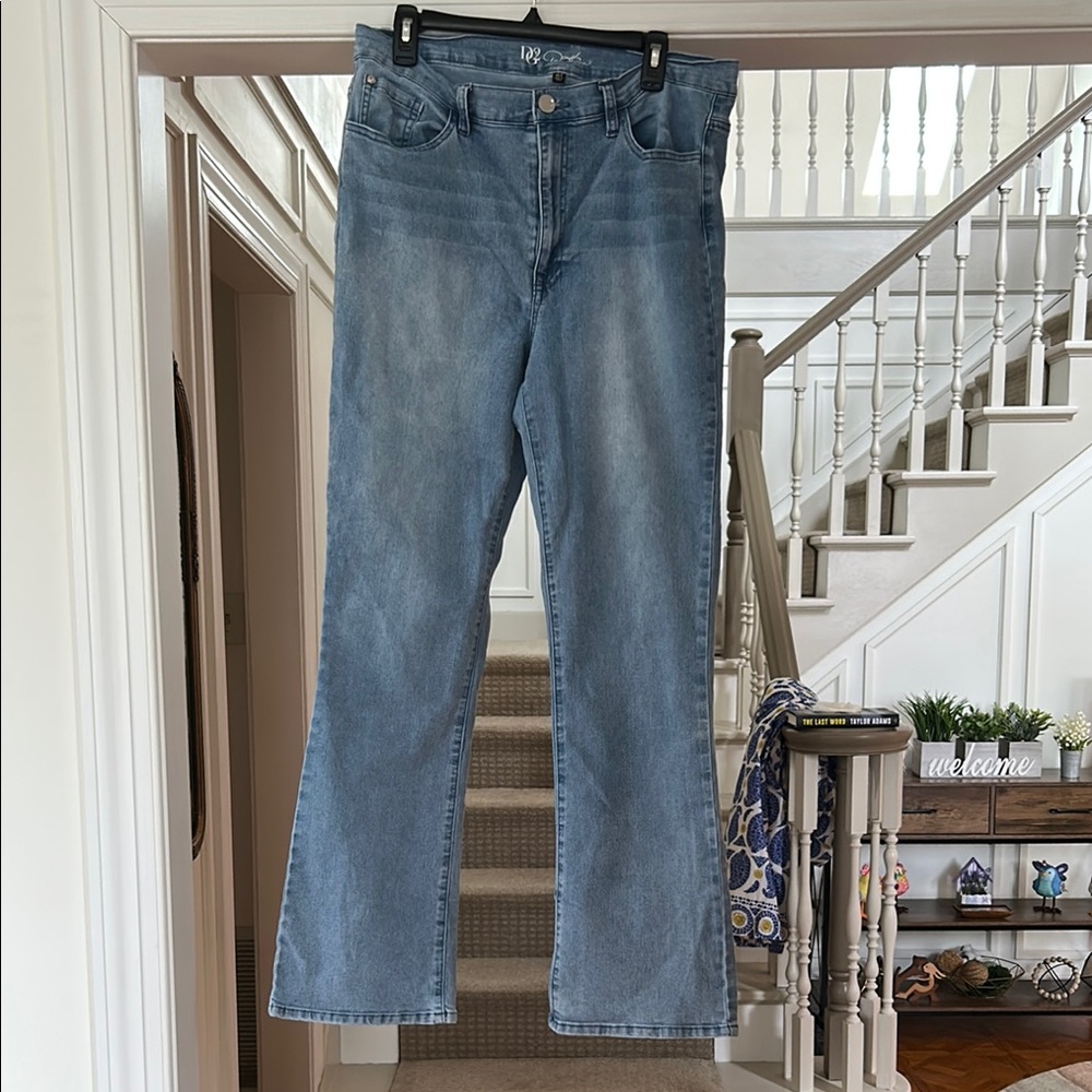 D2G Women’s Boot Cut Jeans